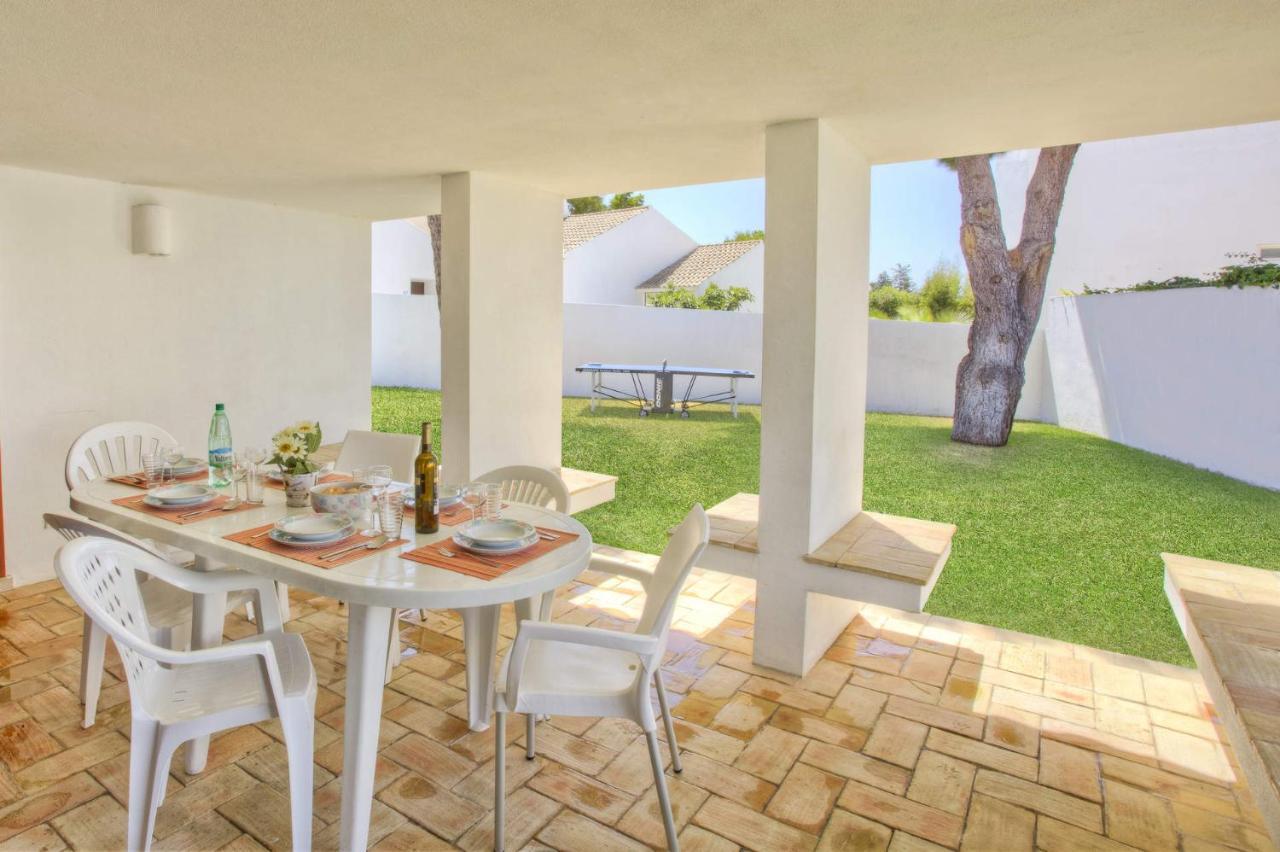 Oura By Villa *